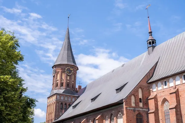 Nhà thờ chính toà Gothic trên đảo Kant
