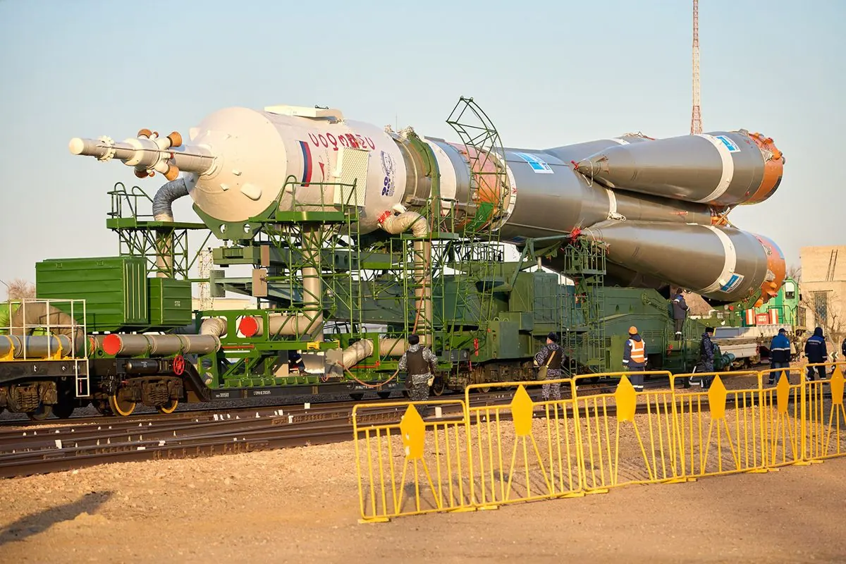 Tên lửa Soyuz trên bệ phóng tại Baikonur