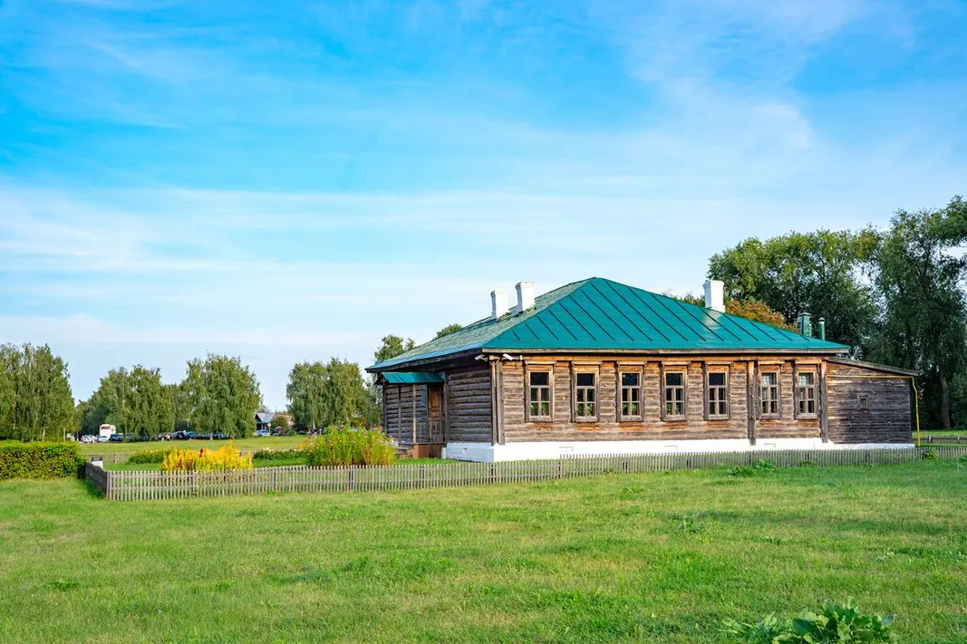 Ryazan – Bảo tàng-di tích S. A. Esenin – Bản giao hưởng thơ và đồng quê Nga